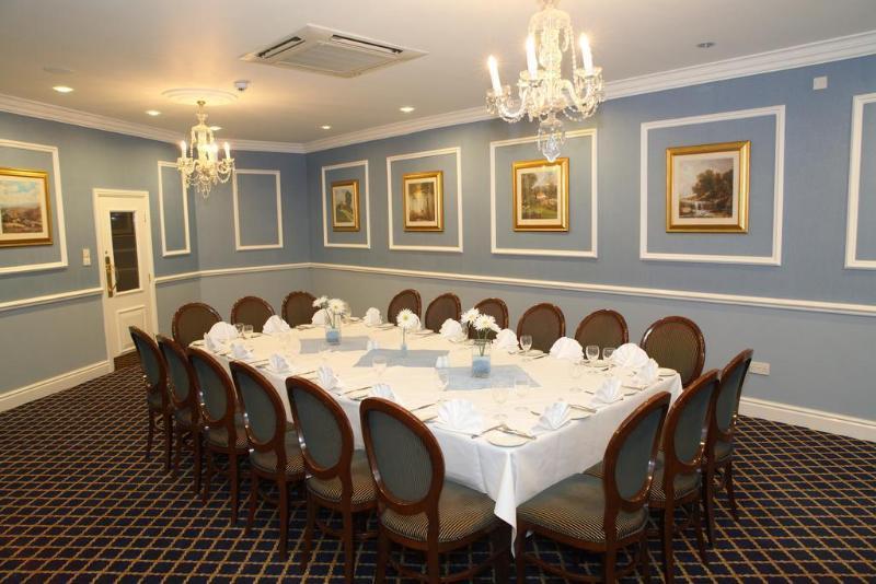 Carlton Park Hotel Rotherham Exteriör bild