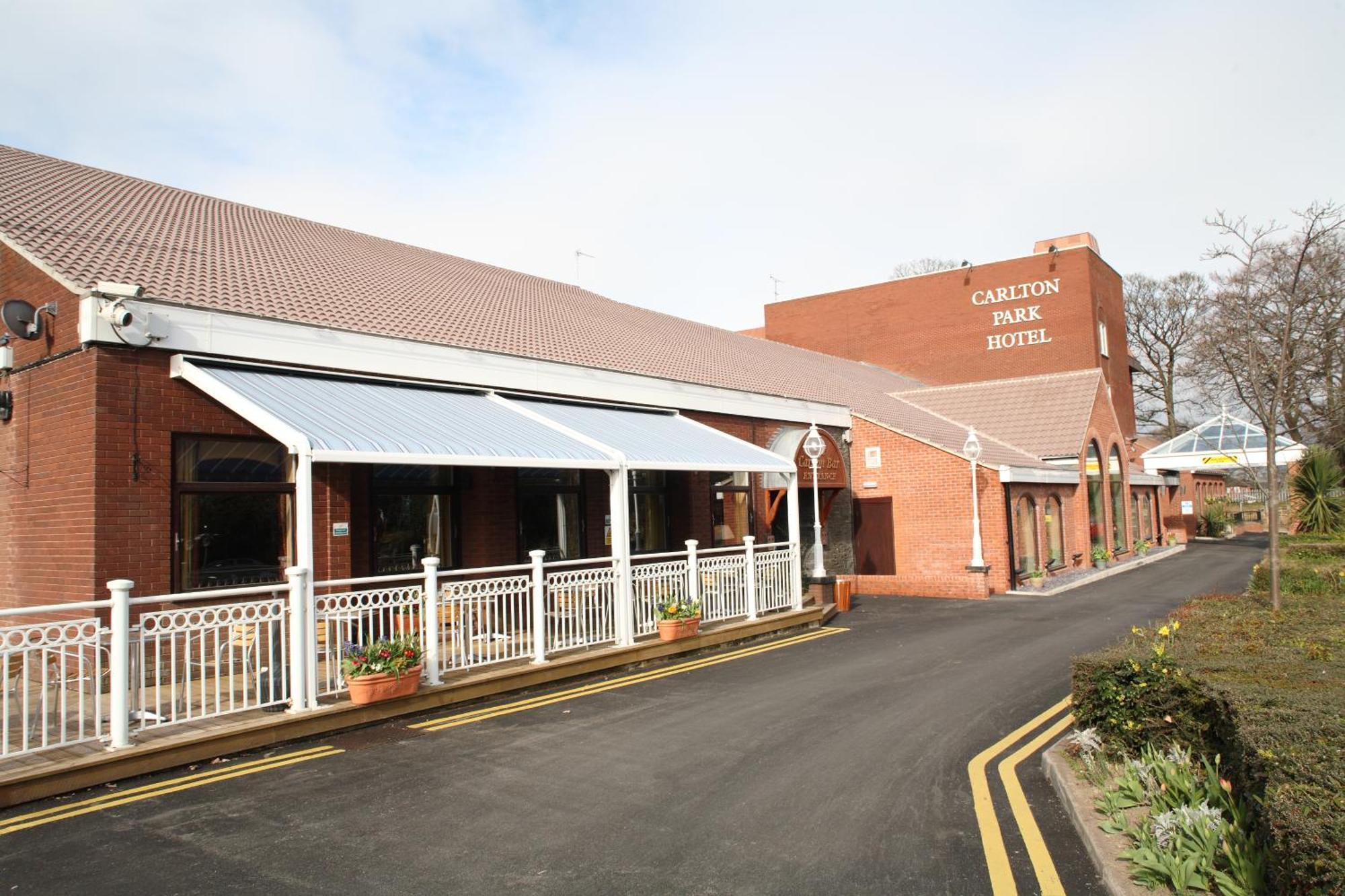 Carlton Park Hotel Rotherham Exteriör bild