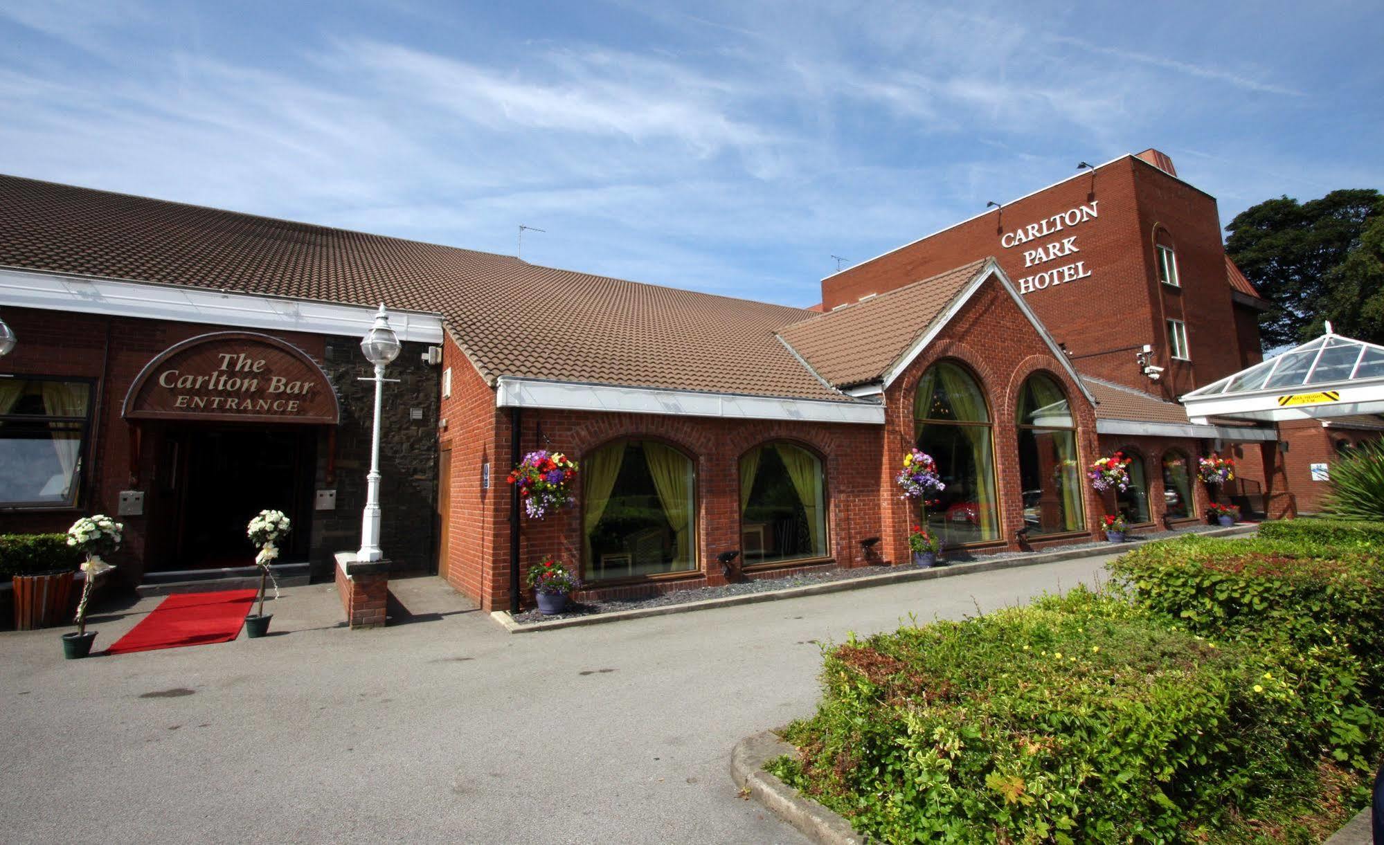 Carlton Park Hotel Rotherham Exteriör bild