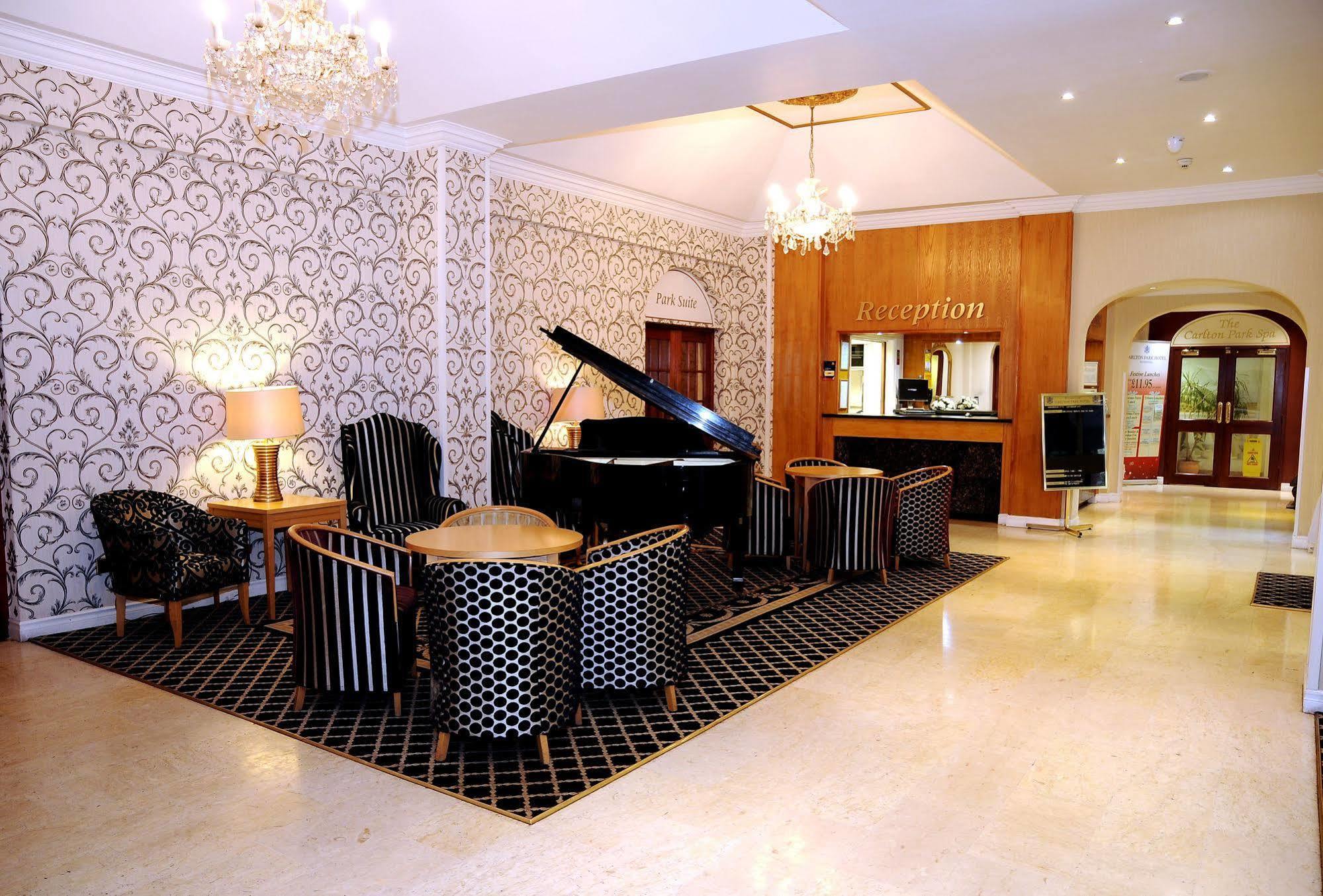 Carlton Park Hotel Rotherham Exteriör bild